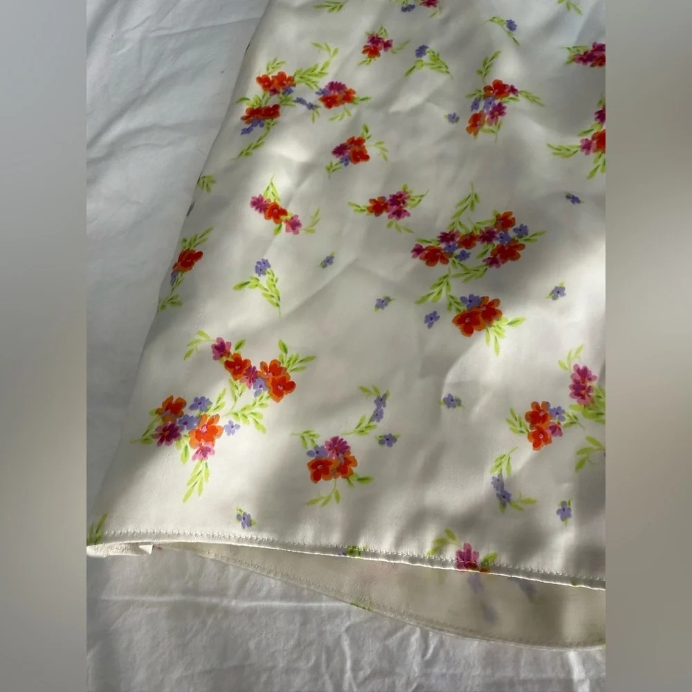 Zara Satin Ivory White Floral Wrap Mini Skirt Size Small